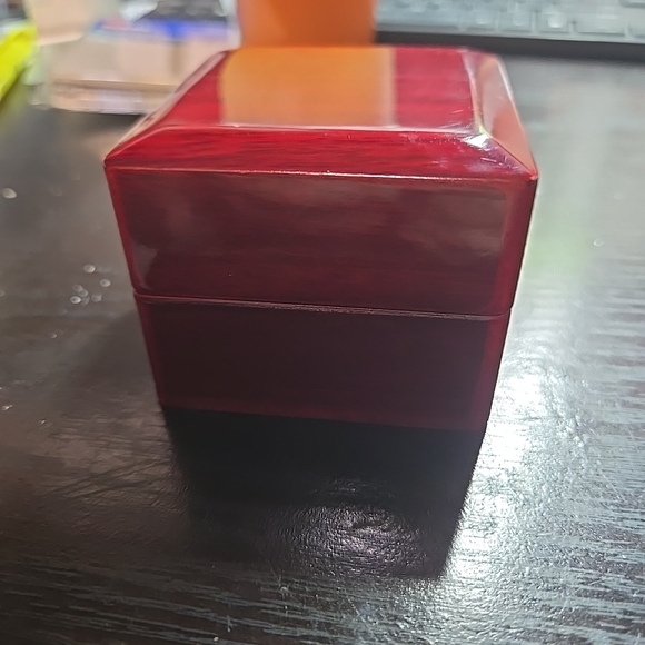 Eagles Championship ring rep. - Picture 2 of 16